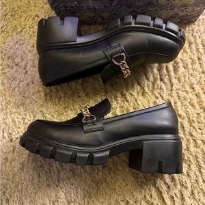 Chunky Black Loafers with Gold Chain